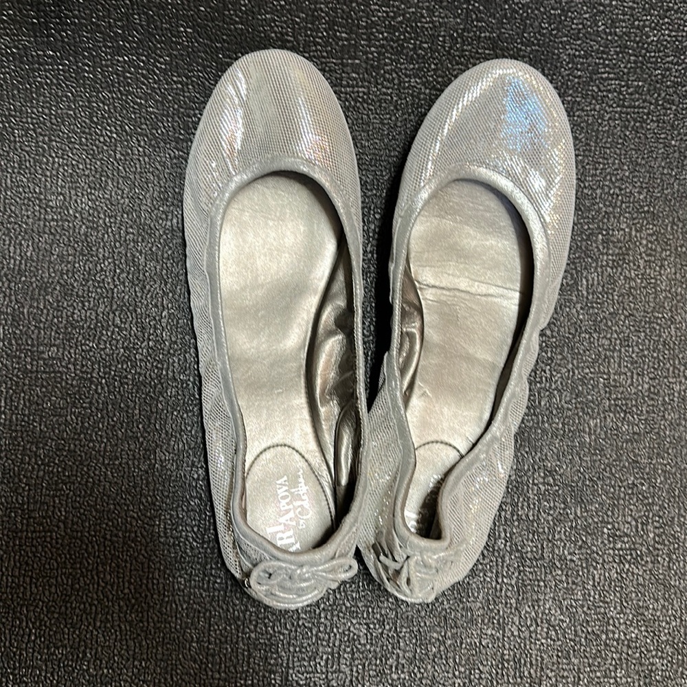 Never worn Cole Haan ballerina flat